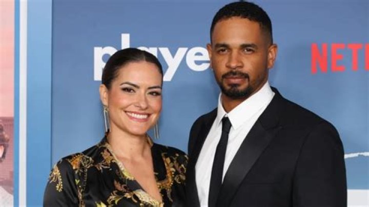Damon Wayans' Wife: The Woman Behind the Laughter
