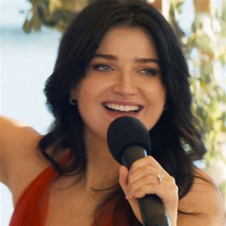 Eve Hewson's Love Story: Who is Her Husband?