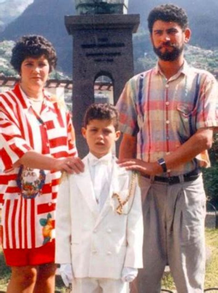 Exploring the Life and Legacy of José Dinis Aveiro
