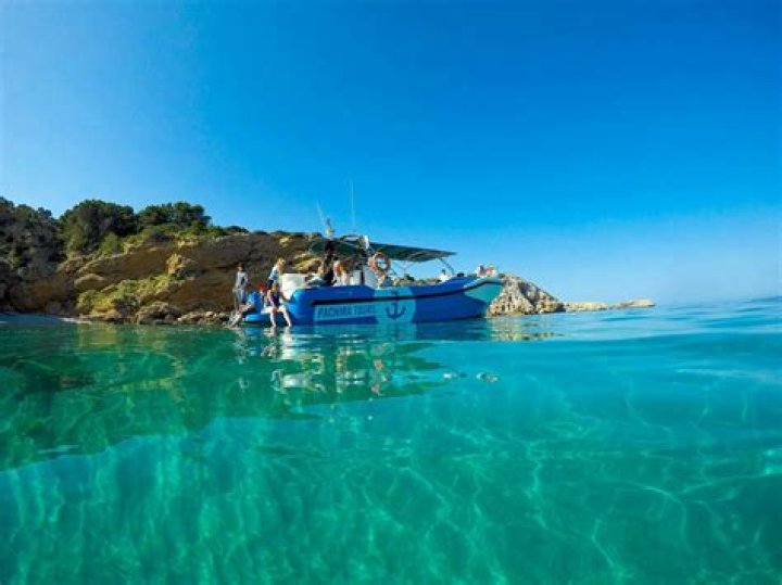 Exploring the World of Downloadhub.tours: Your Gateway to Travel Adventures