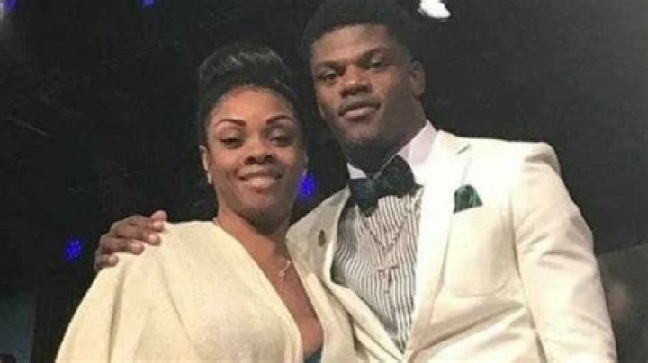 Lamar Jackson's Girlfriend: Love Beyond the Field