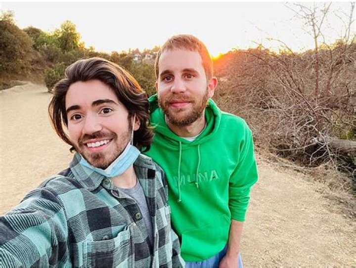 Noah Galvin and the Journey of Transgender Awareness