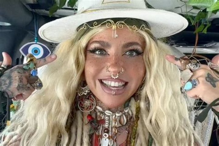 Unraveling the Mystery of Shanin Blake of Leaks