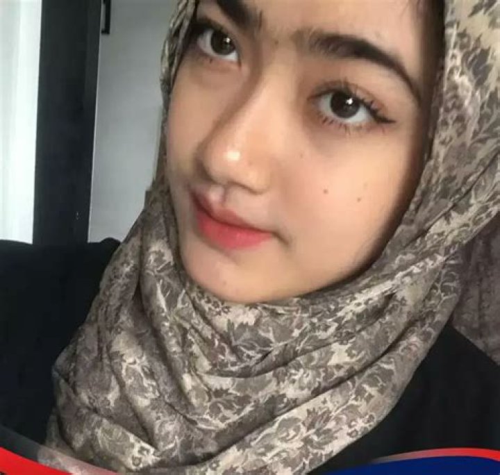 Unveiling the Mystique of Syakirah Video: A New Sensation in the Digital World