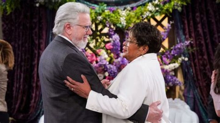 Unveiling the Relationship of Marsha Warfield: Who is Her Partner?