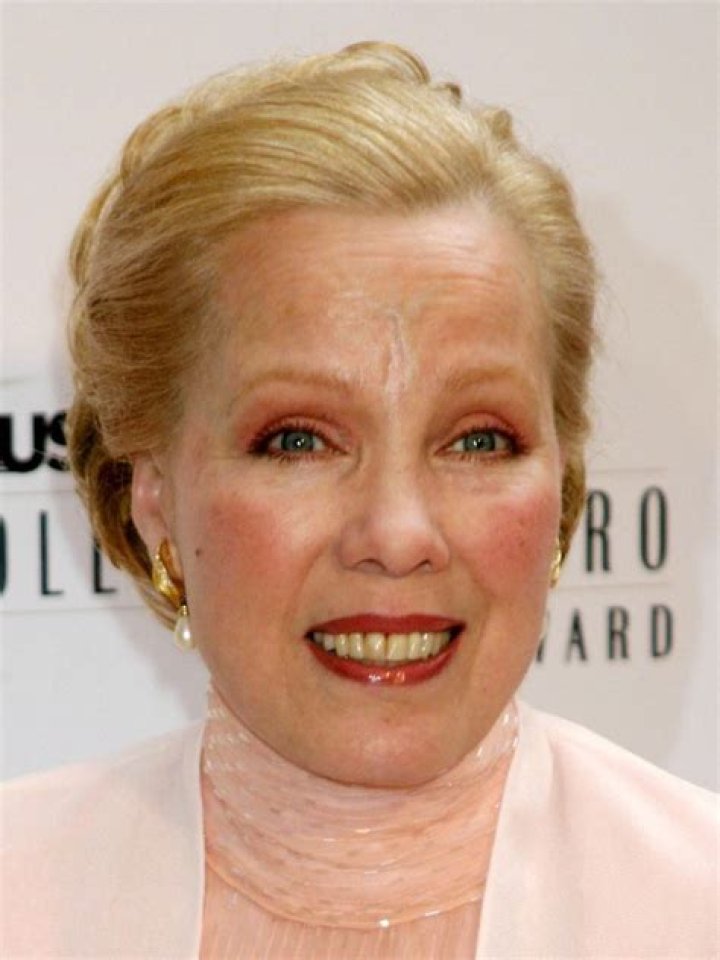 Zina Bethune: A Celebrated Actress and Her Journey Through the Entertainment World